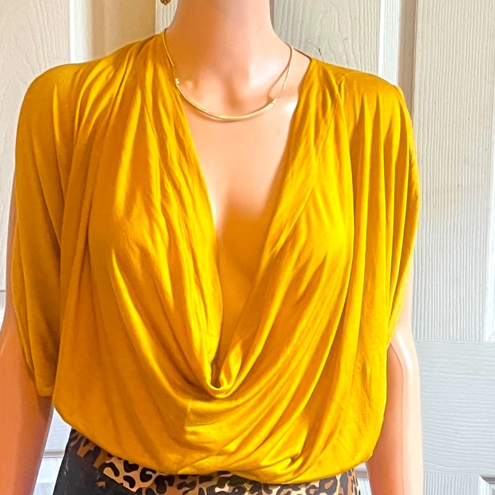 Alexander MQueen Orange Top Sz L (40) New